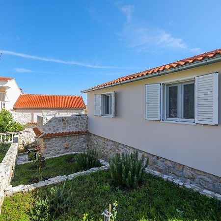 Holiday Home Ana Poljana  Екстериор снимка