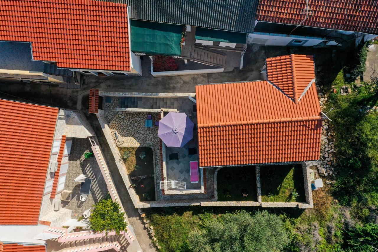 Holiday Home Ana Poljana  Екстериор снимка