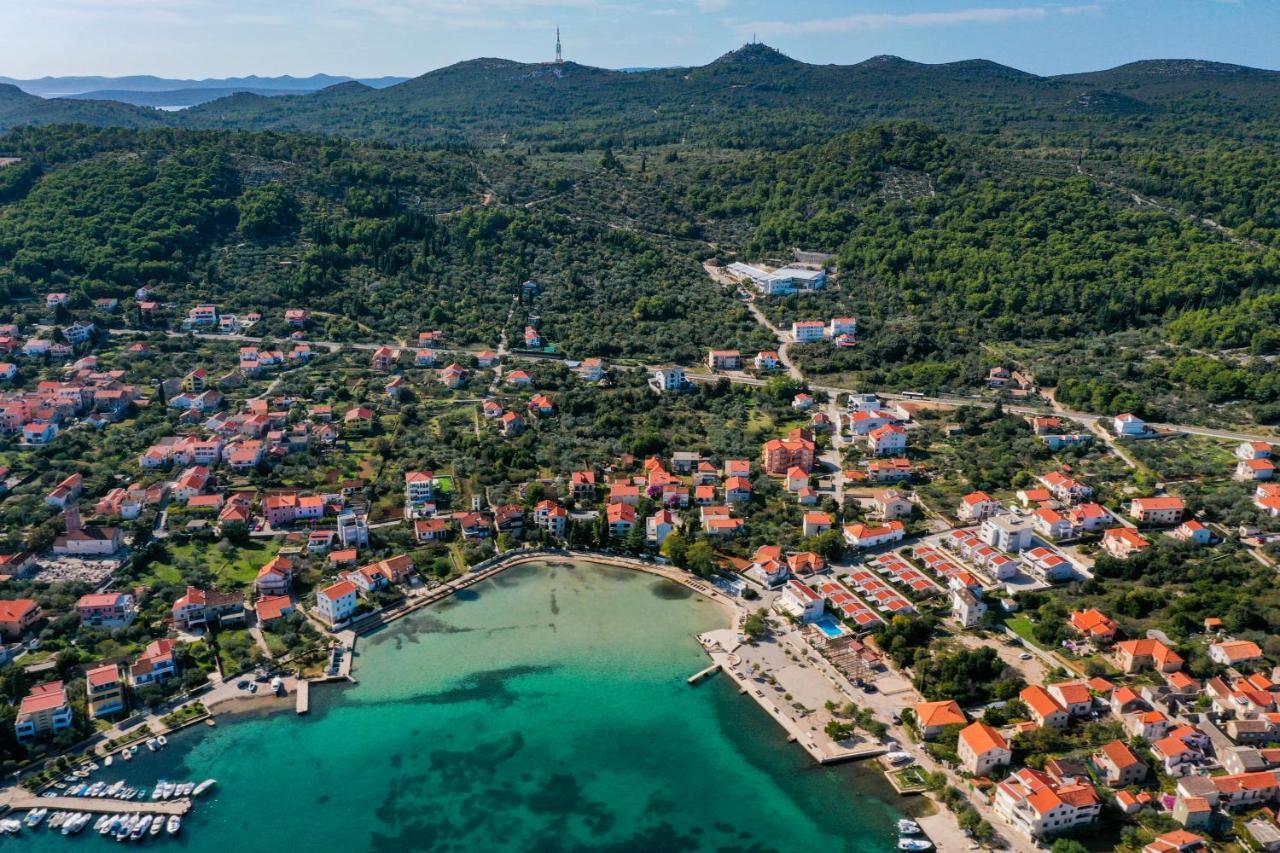 Holiday Home Ana Poljana  Екстериор снимка