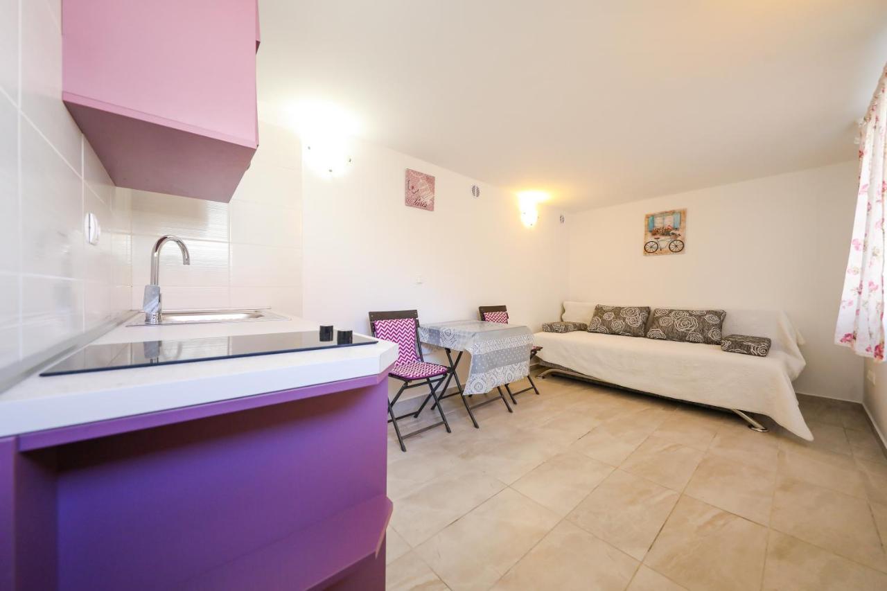 Holiday Home Ana Poljana  Екстериор снимка