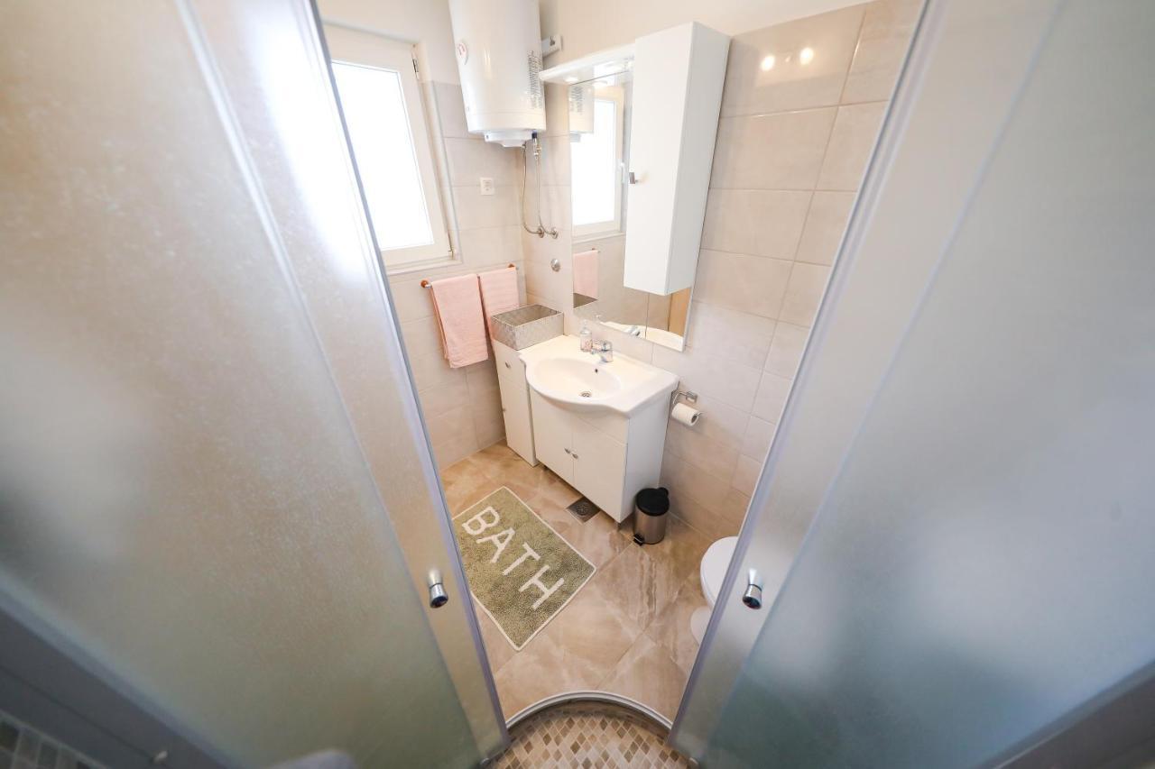 Holiday Home Ana Poljana  Екстериор снимка