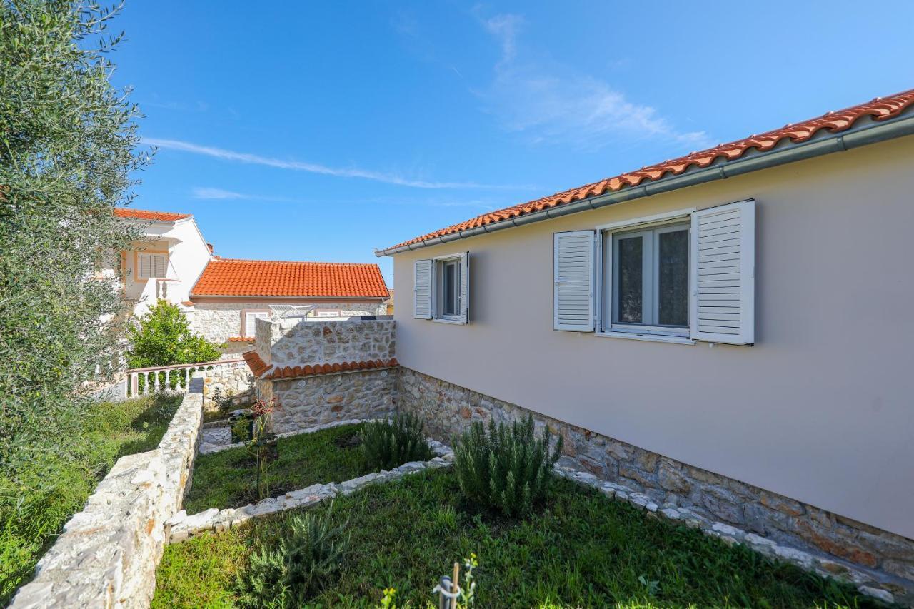 Holiday Home Ana Poljana  Екстериор снимка