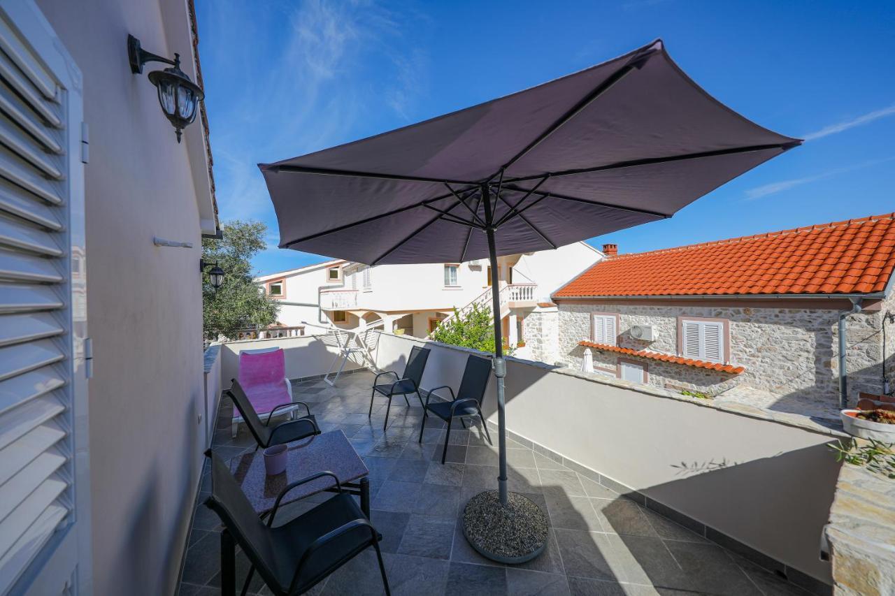 Holiday Home Ana Poljana  Екстериор снимка